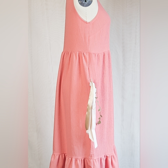 Coral Pink Sleeveless Midi Dress With Ruffle And Pockets - Picture 3 of 8